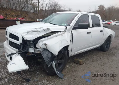 2019 Ram 1500 Classic Tradesman 4X4 5'7 Box z USA, uszkodzony, nr VIN 1C6RR7KT2KS597888